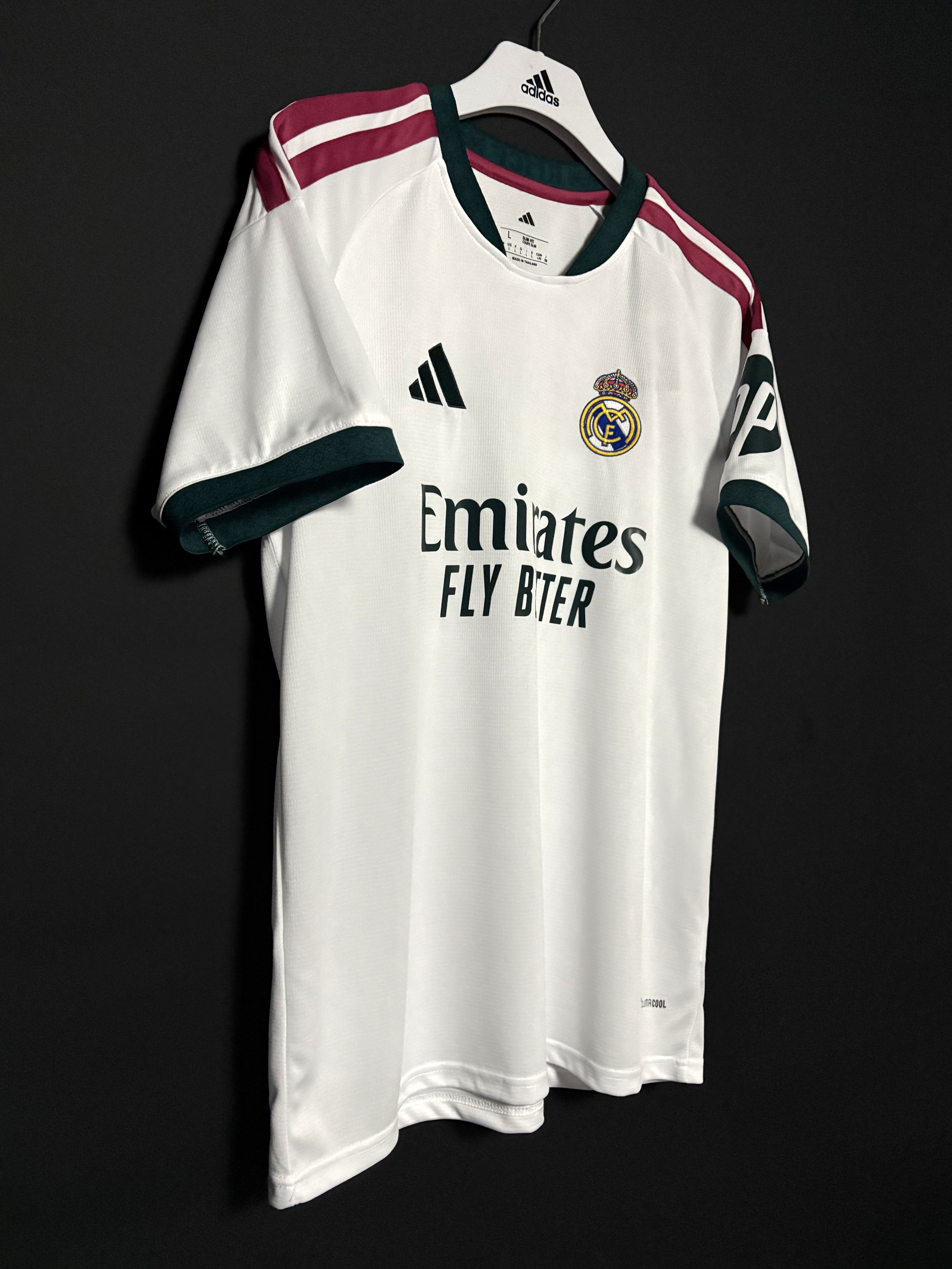 26-27 Real Madrid Home Kit - Printed Number, view 3