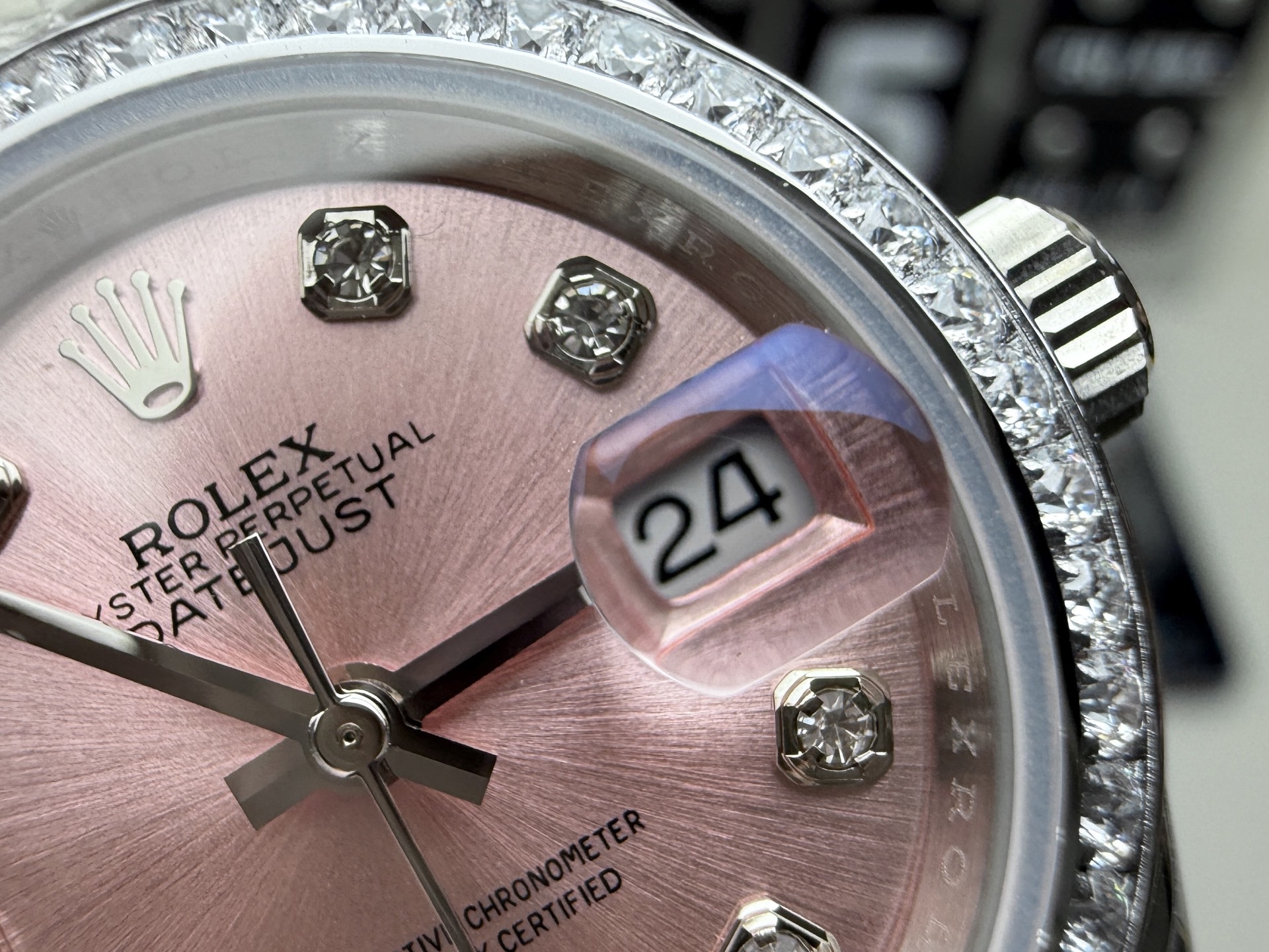 Watch, view 6