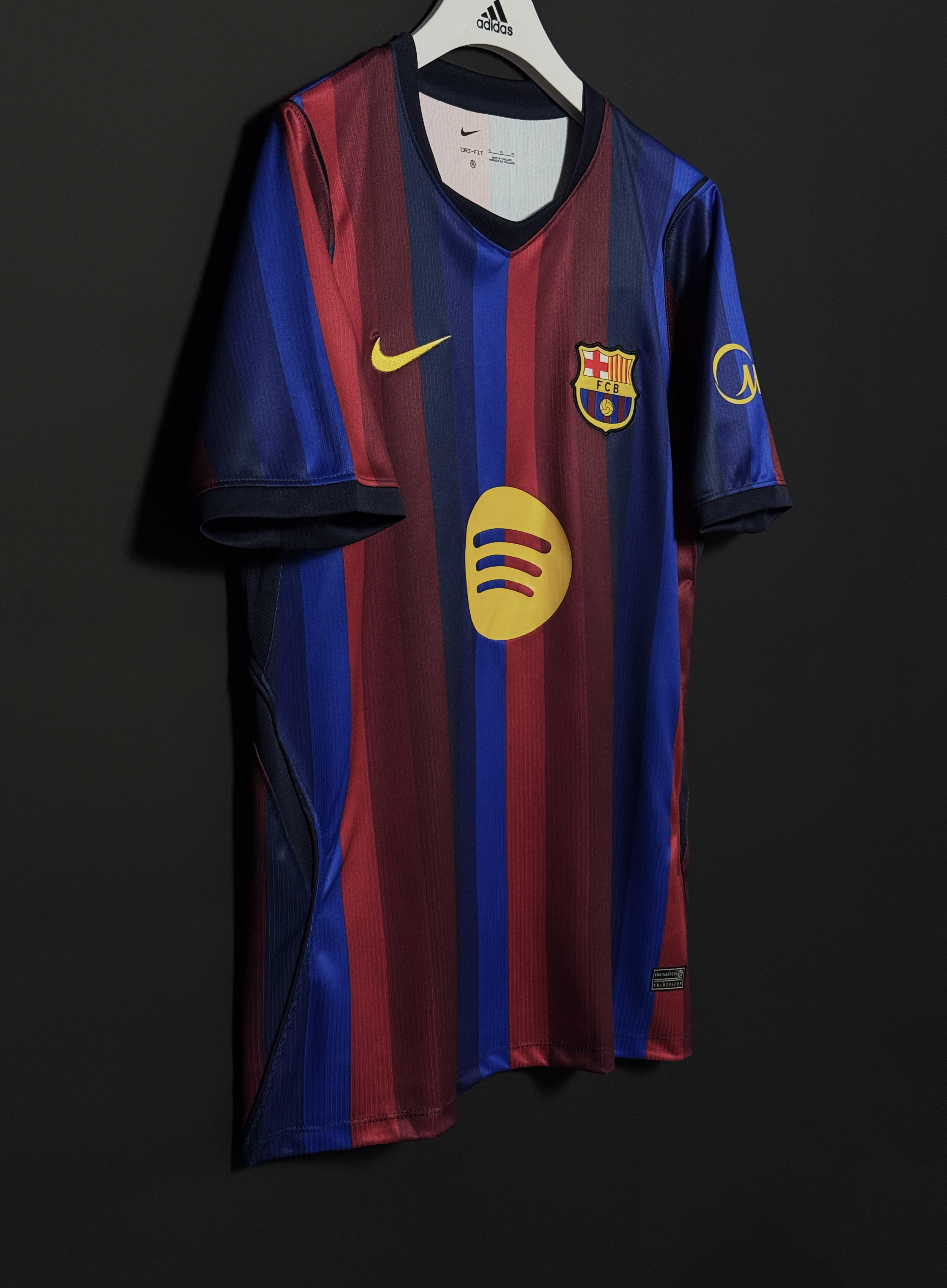 26-27 Barcelona Home Kit - Printed Number, view 4