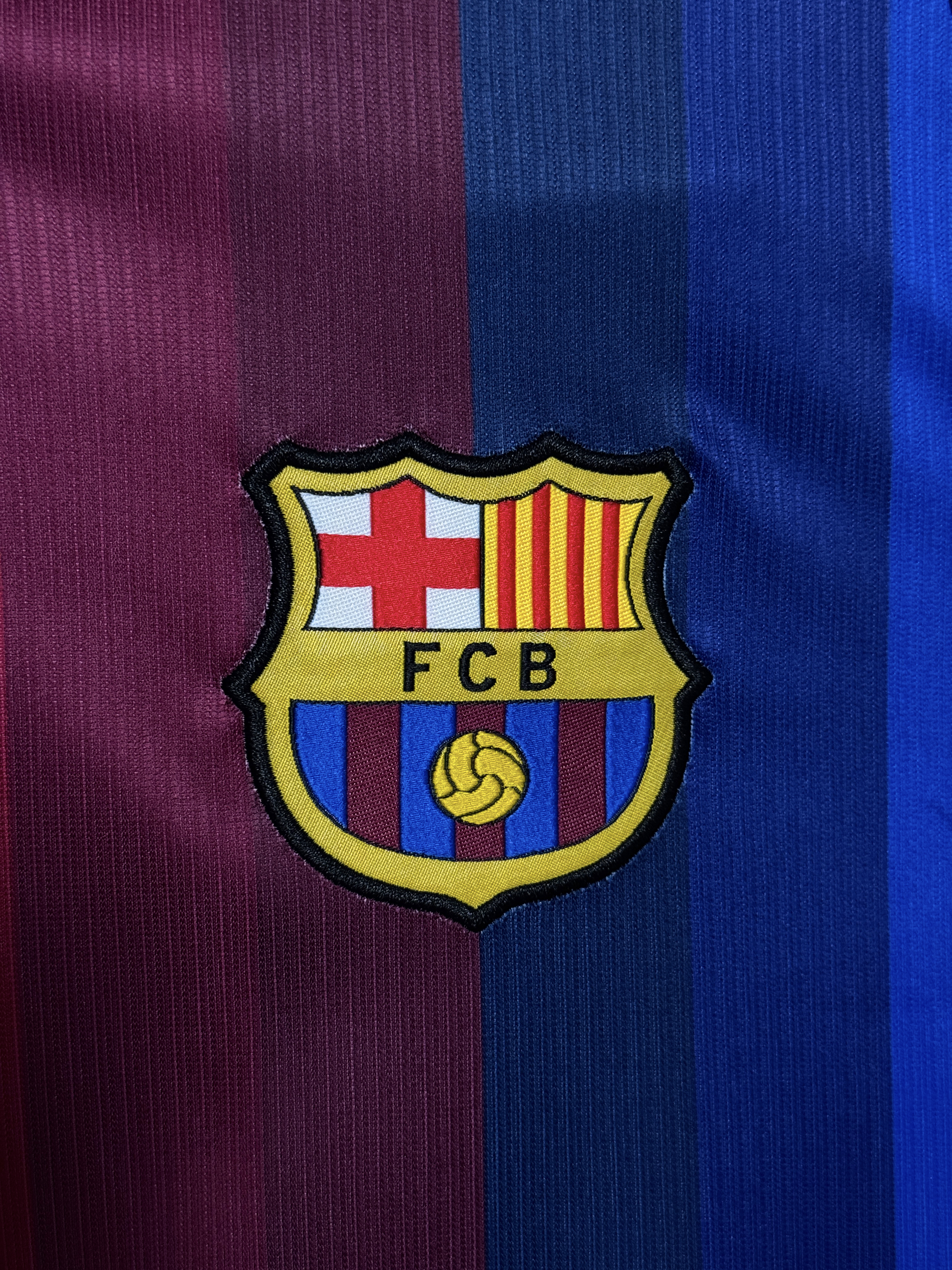 26-27 Barcelona Home Kit - Printed Number, view 5
