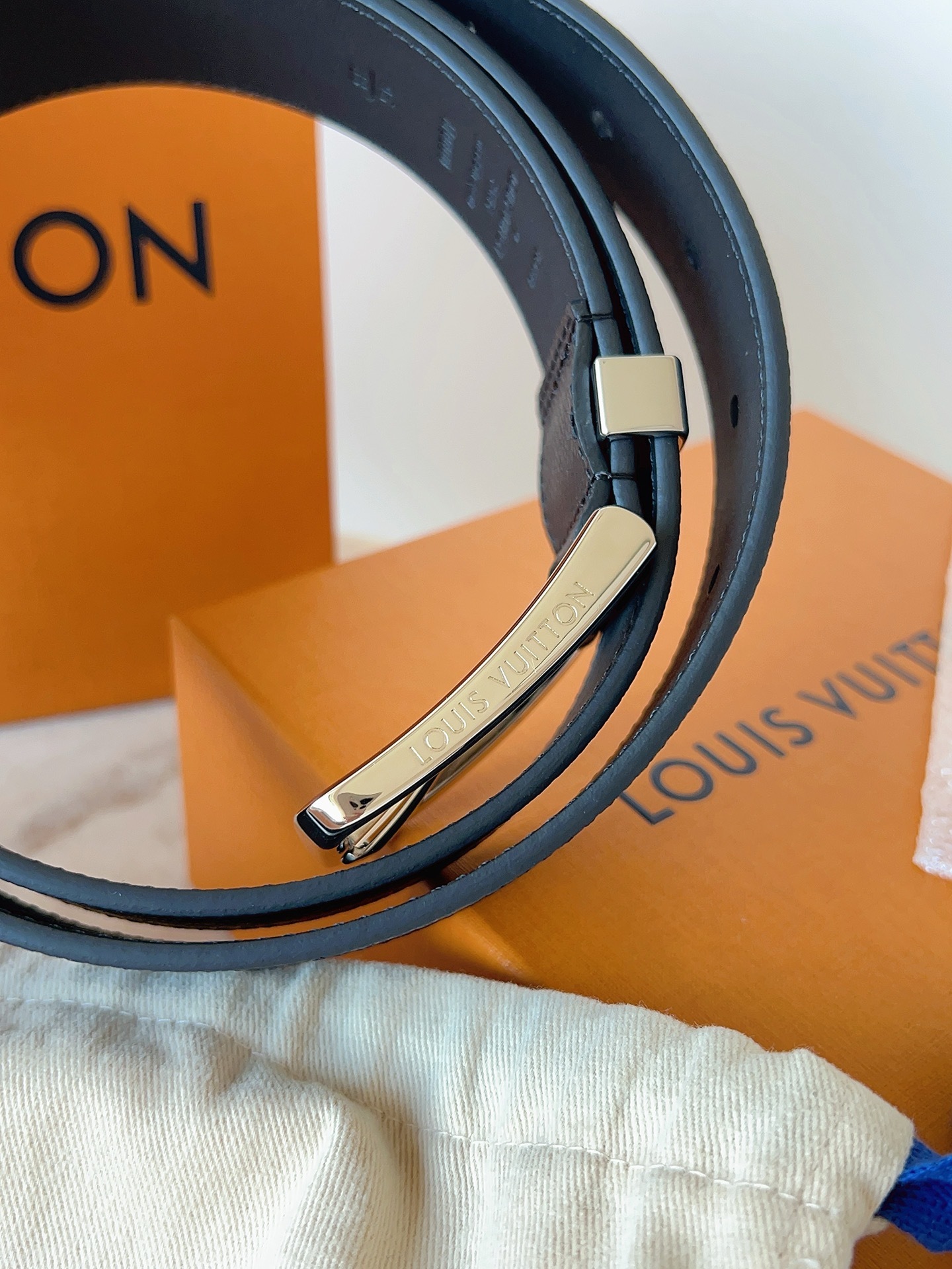 Belt, view 9