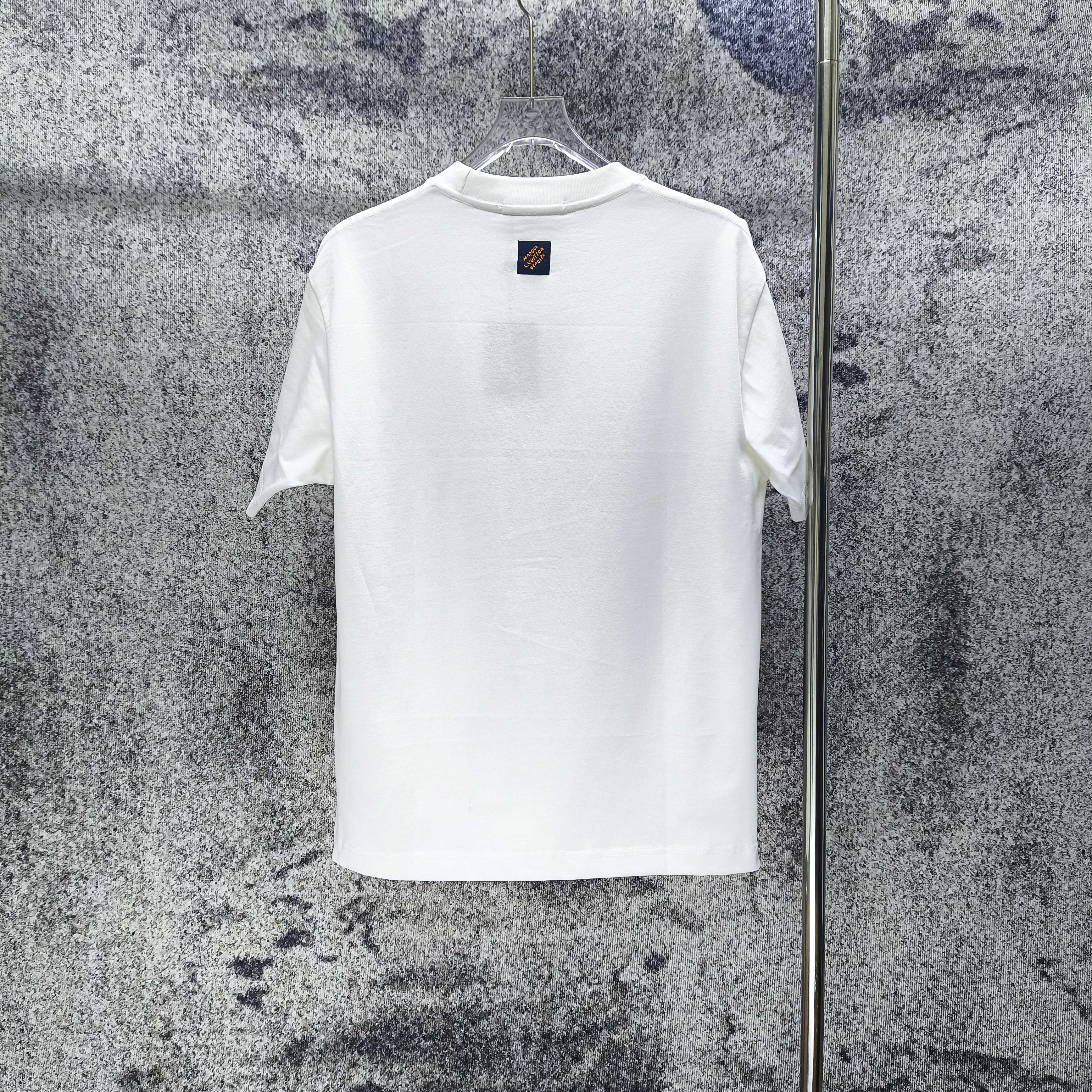 Men's Clothing, view 4
