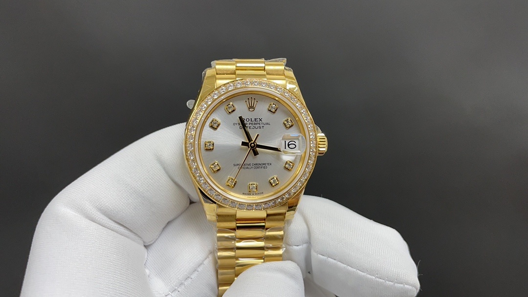 Watch, view 6