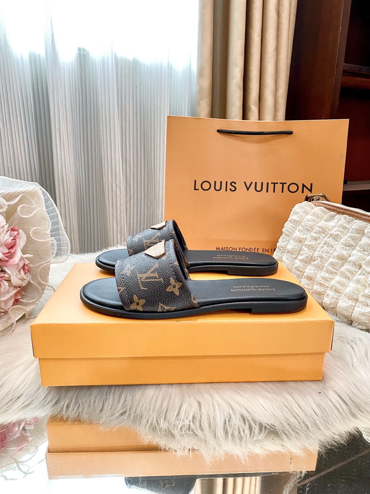 Women's Footwear - Without Box, view 4
