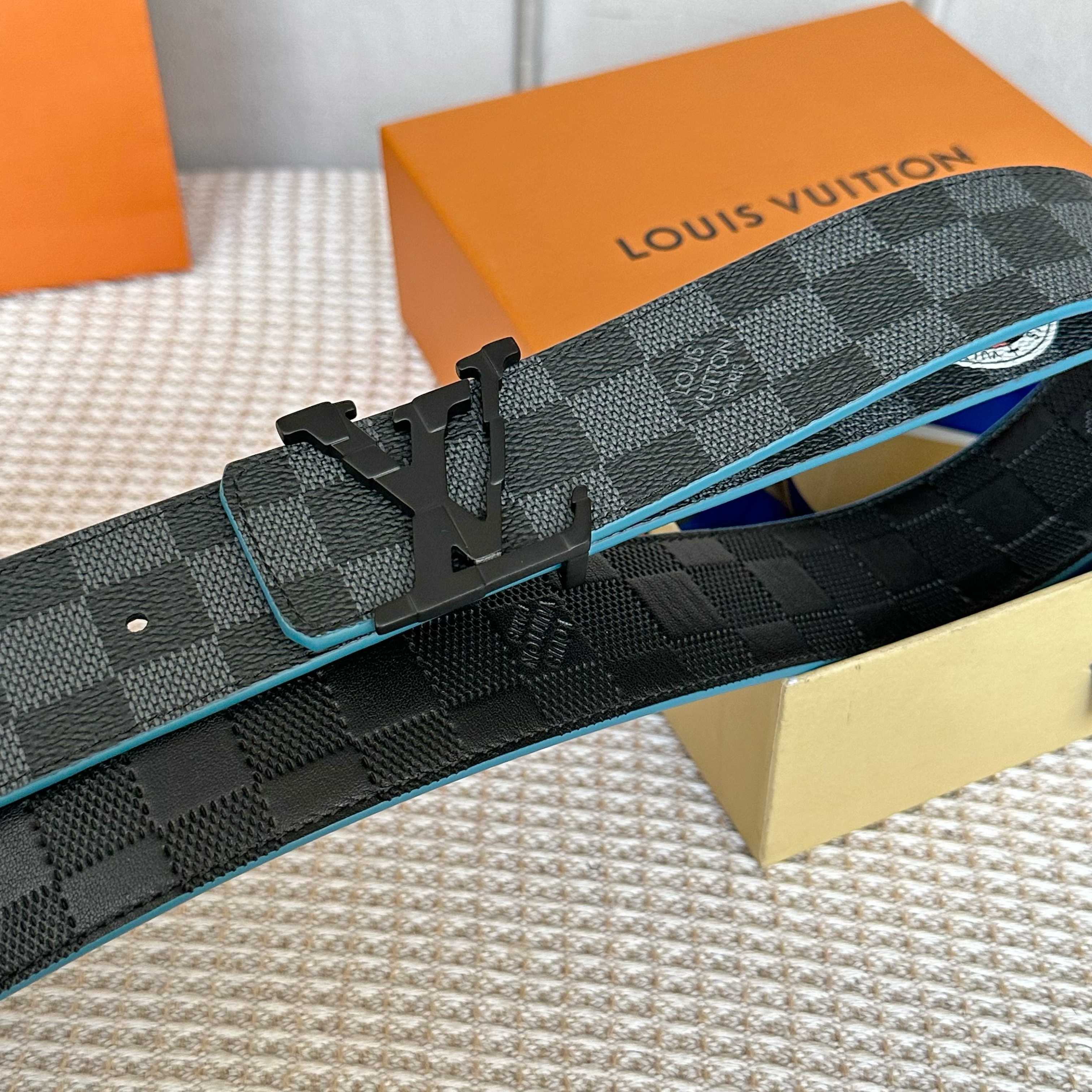 Belt, view 4